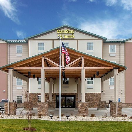 Mainstay Suites Stanley Екстериор снимка
